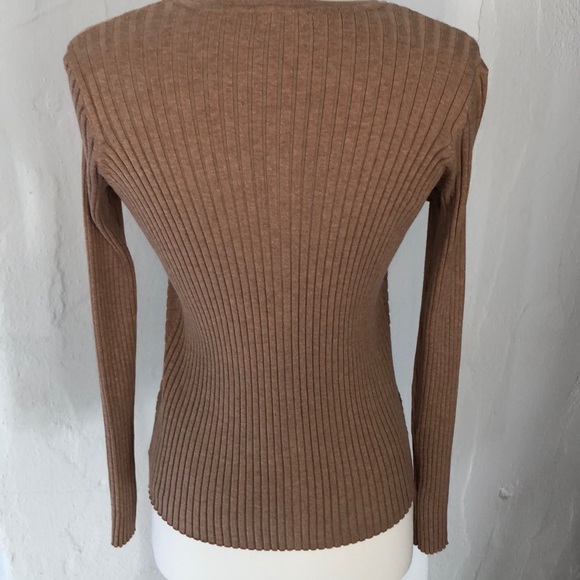 J McLaughlin cardigan sweater - Picture 3 of 5